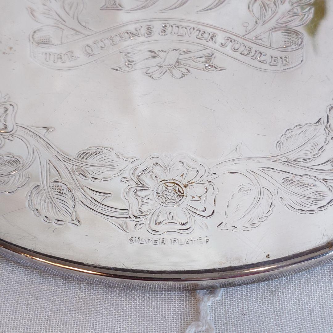 シルバーポットスタンド　ティーマット　プレイスマット　トリベット　エリザベス女王