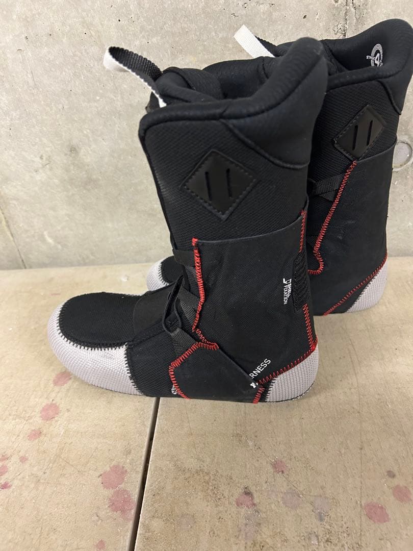 TRA.M　DEELUX AREth RIN 26.5cm 23-24