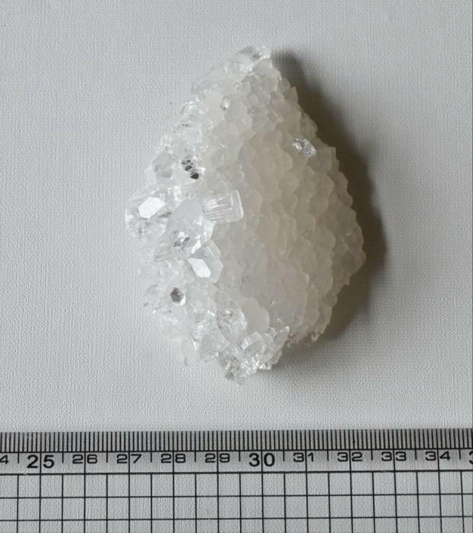 lynxさまとお取引中 高品質　アポフィライト　水晶と共生