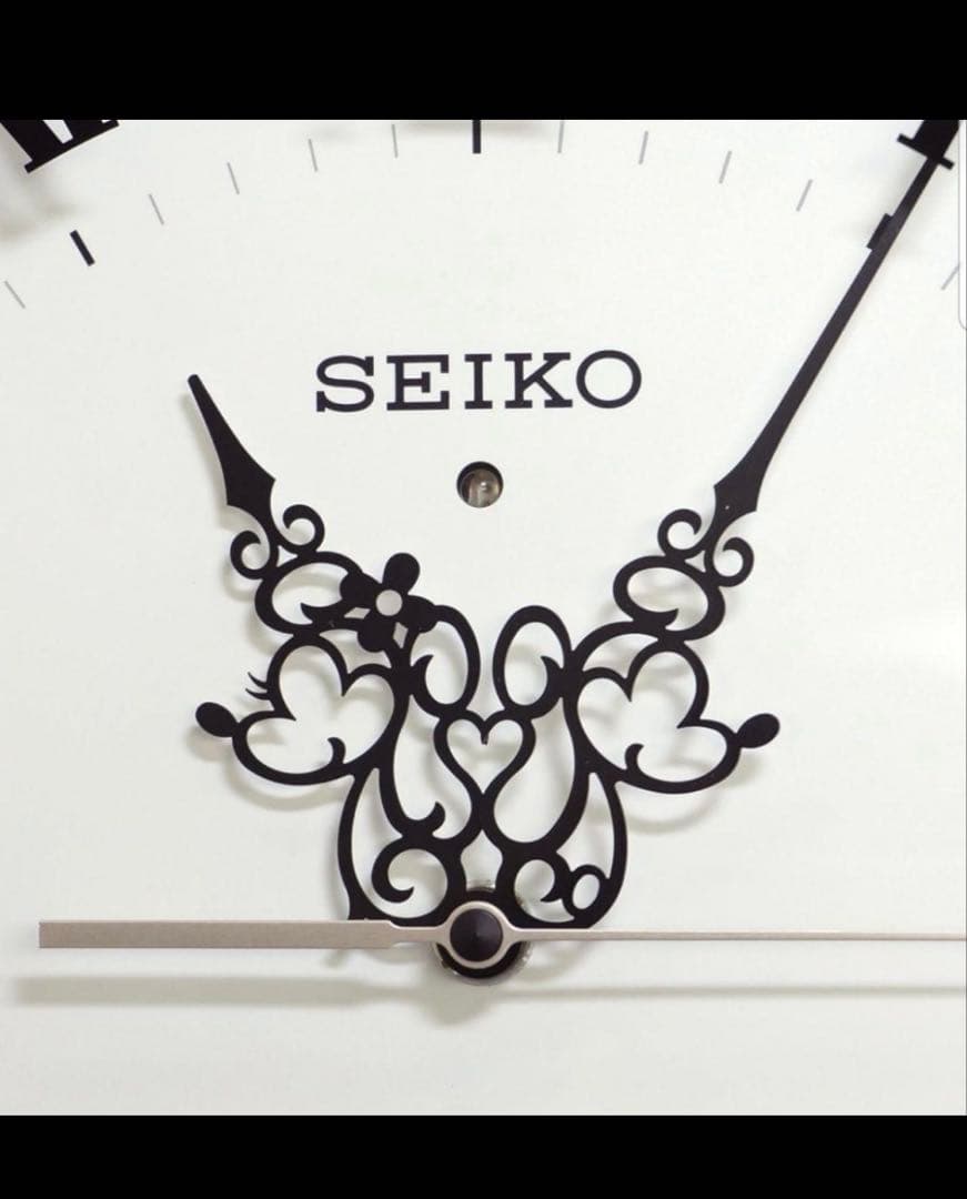 SEIKO ディズニー　電波時計　掛時計 ホワイト　ウォッチ　Watch