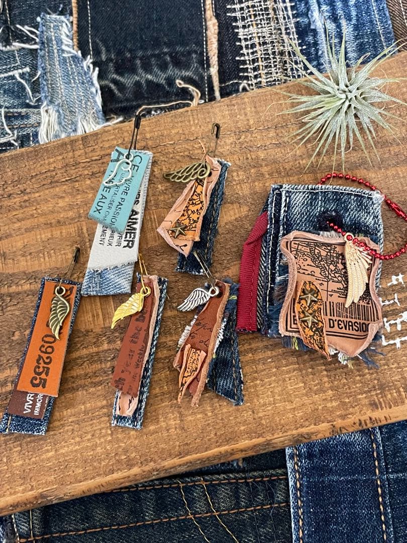 No.113革タグチャーム☺︎アソート