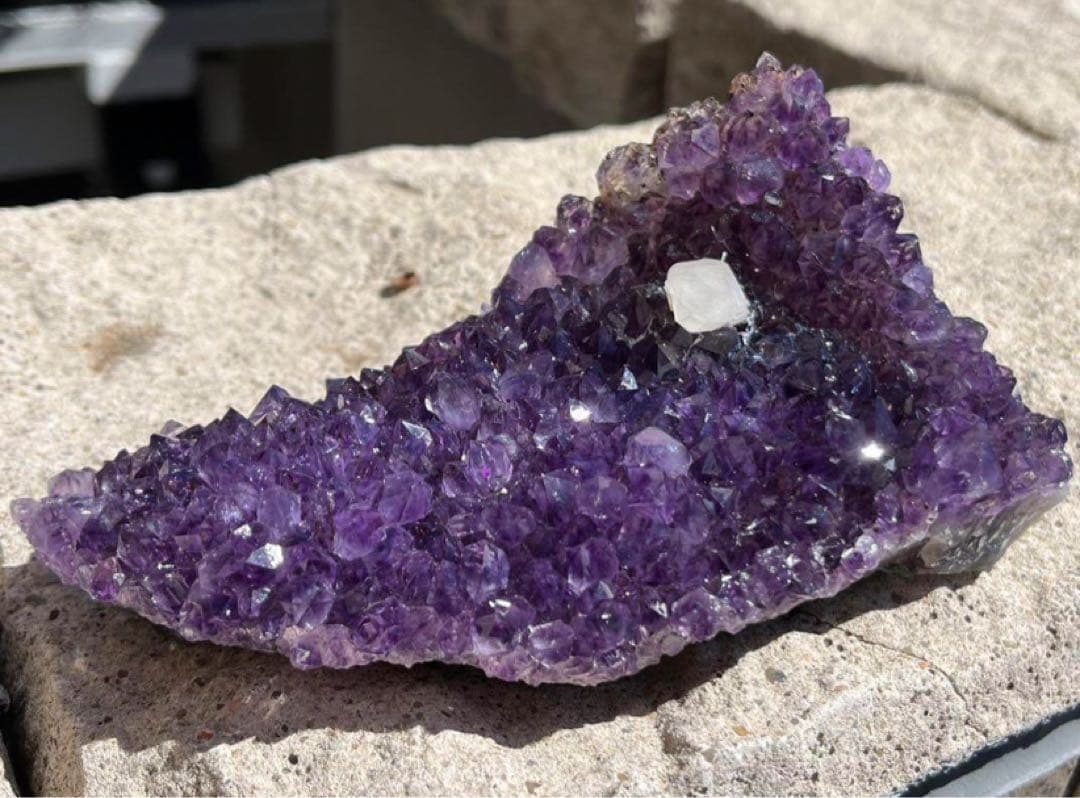 超高品質！ウルグアイ産⭐️帝王アメジストクラスター・ピンクカルサイト付き⭐️N8