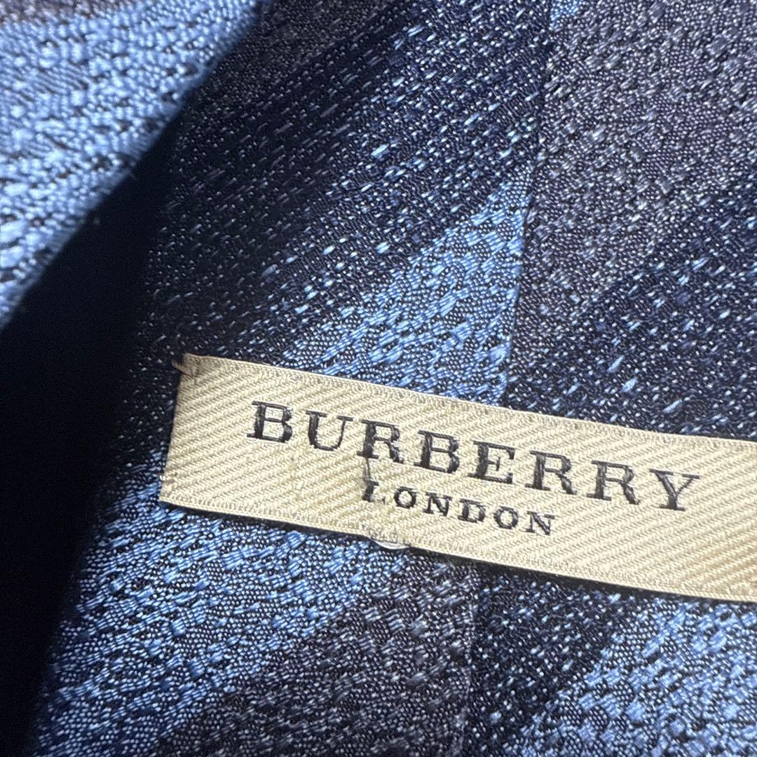 バーバリーロンドン　ネクタイ　紺　ホース騎士　ストライプ