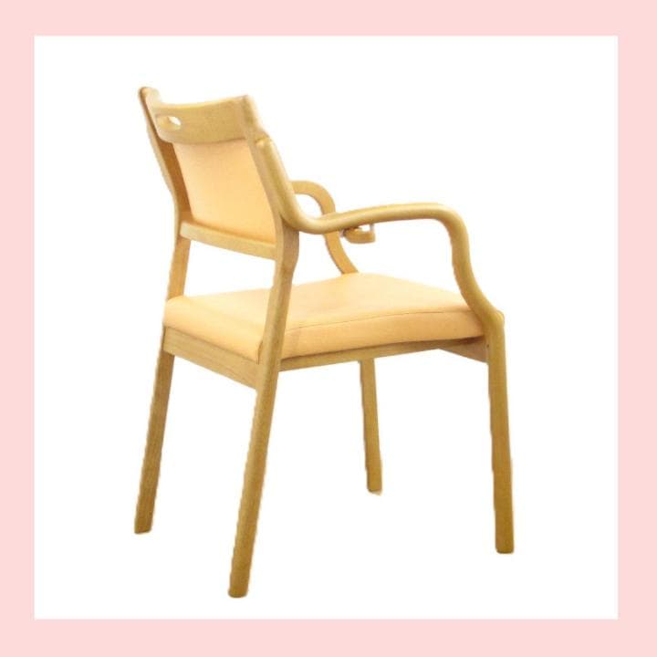 軽量介護用椅子 ステッキホルダー付き 5.5kg　AC-102　貞苅椅子製作所