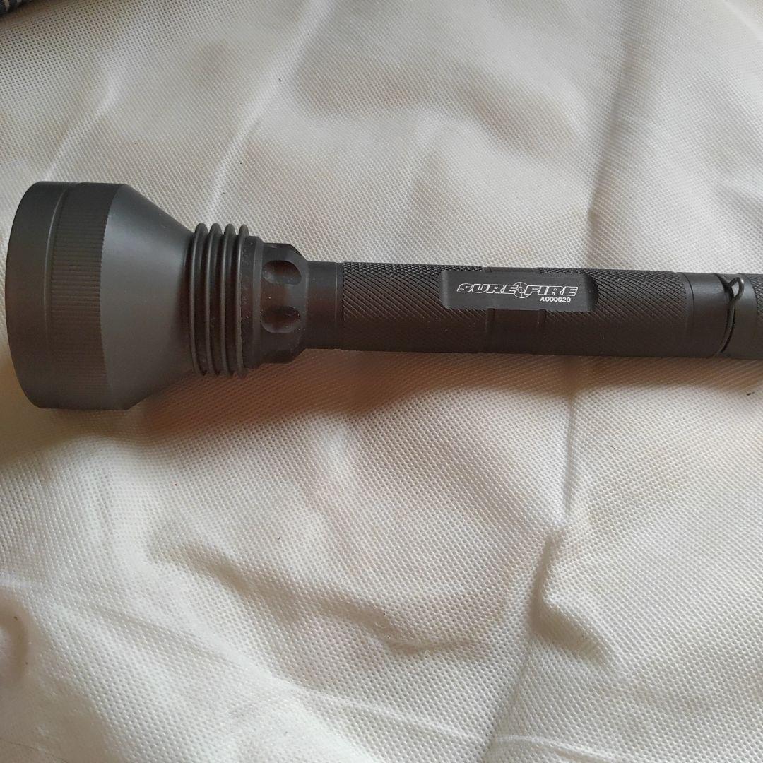 SURE-FIRE m4懐中電灯