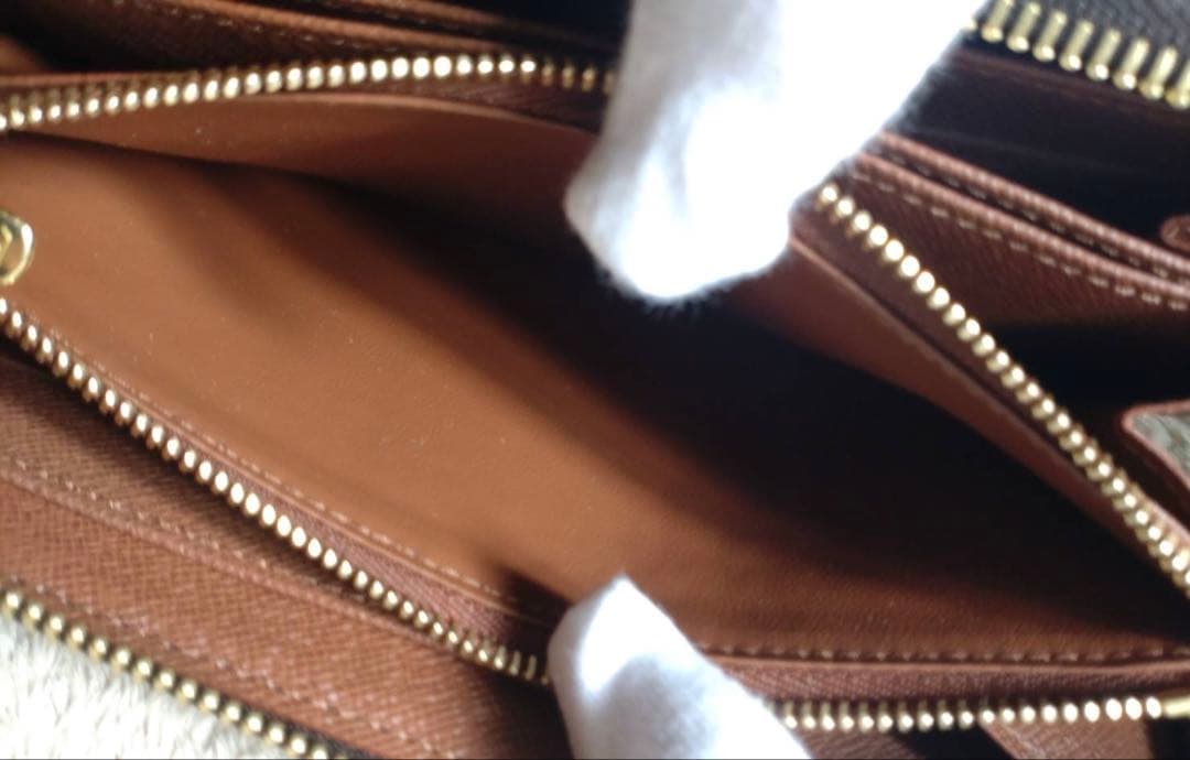 未使用　ルイヴィトン ジッピーウォレット モノグラム