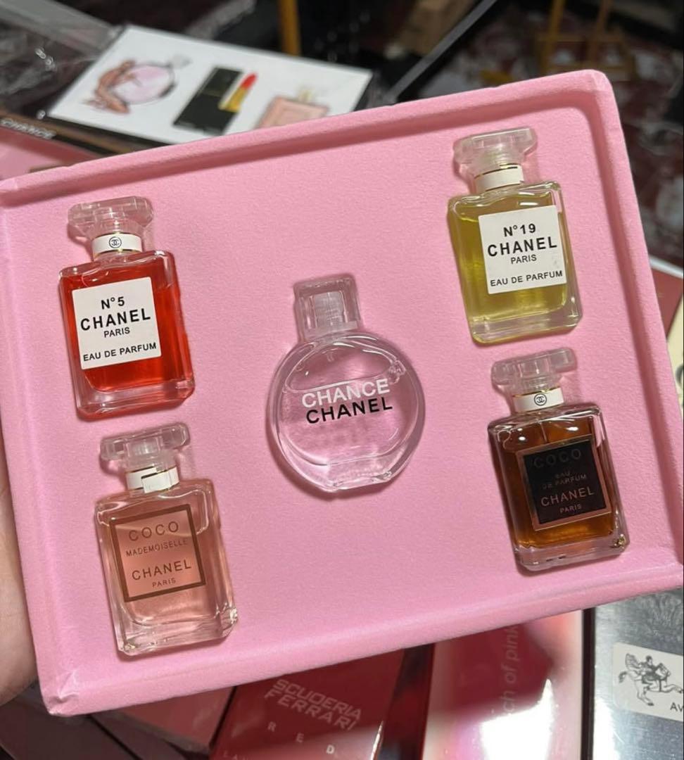 CHANEL 香水 (5ml)5本セット ギフトボックス入り