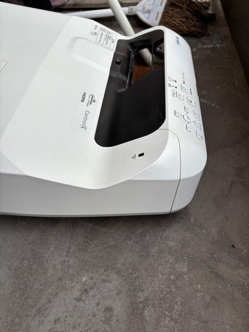 EPSON 超短焦点 ビジネスプロジェクター EB-685WT ランプ300H