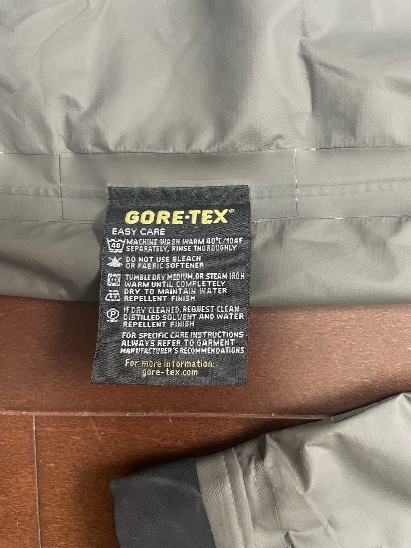 C*N様 シムス simms ゴアテックス　ジャケット