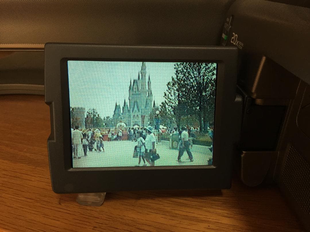 良品 撮影再生ダビングOK　SONY　CCD-TRV90　付属品あり　Hi8