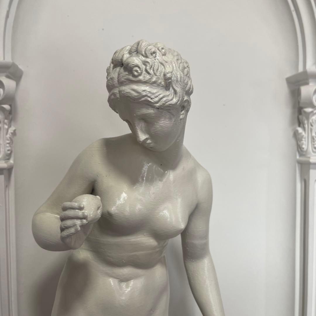 女神アプロディーテーの像 高さ:59cm