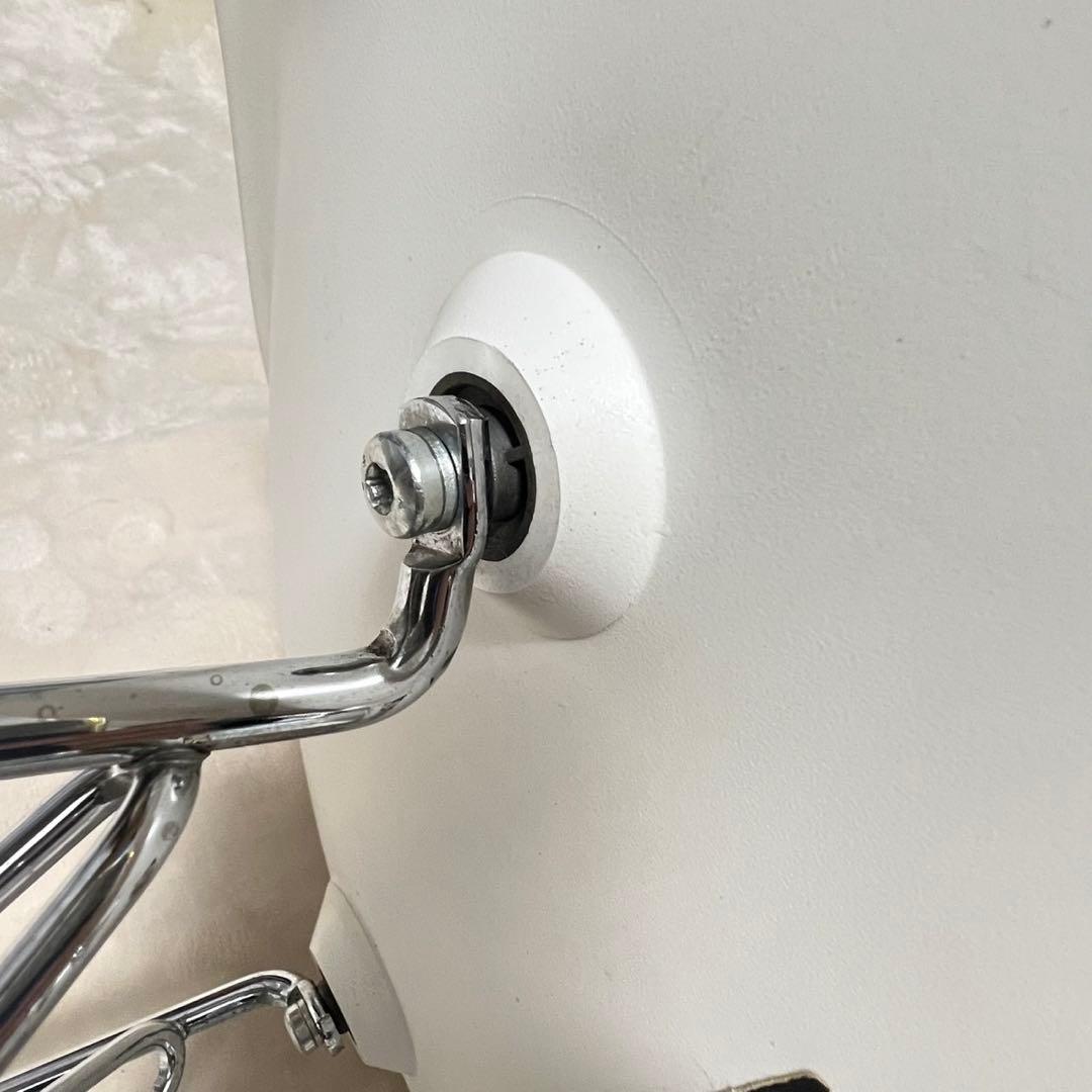 送料込み　ハーマンミラー　正規品　イームズシェルサイドチェア2脚