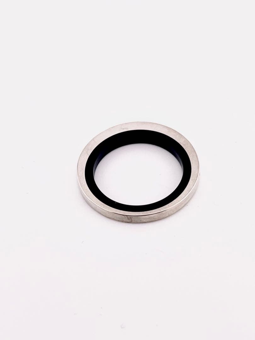 【木村浩一郎】SuperFuture リング 直径1.8cm シルバー×ブラック