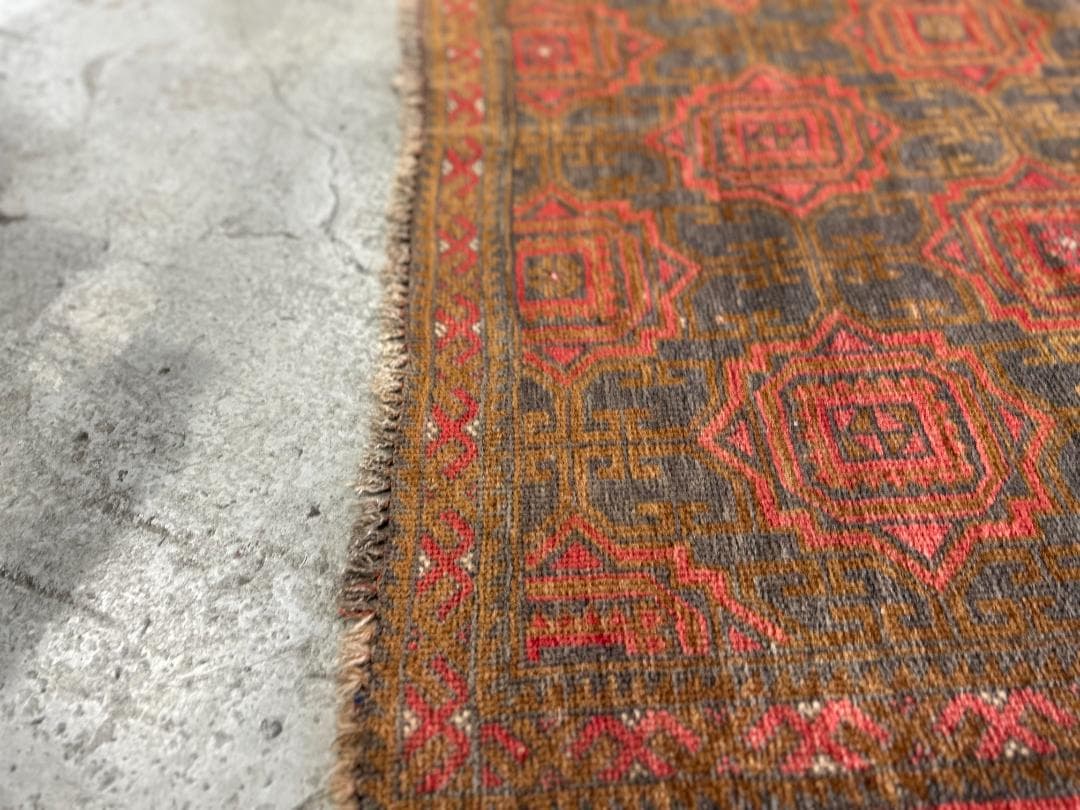 【60's Vintage rug】183×118cm　トルクメン族　アリホジャ