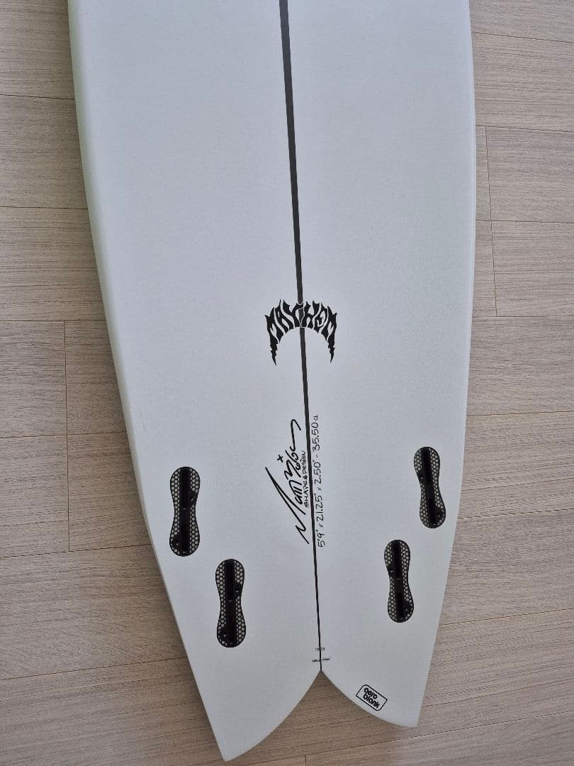 送料無料(条件あり)西濃運輸支店止め　美品　PLACEBO プレセボRNFレトロ