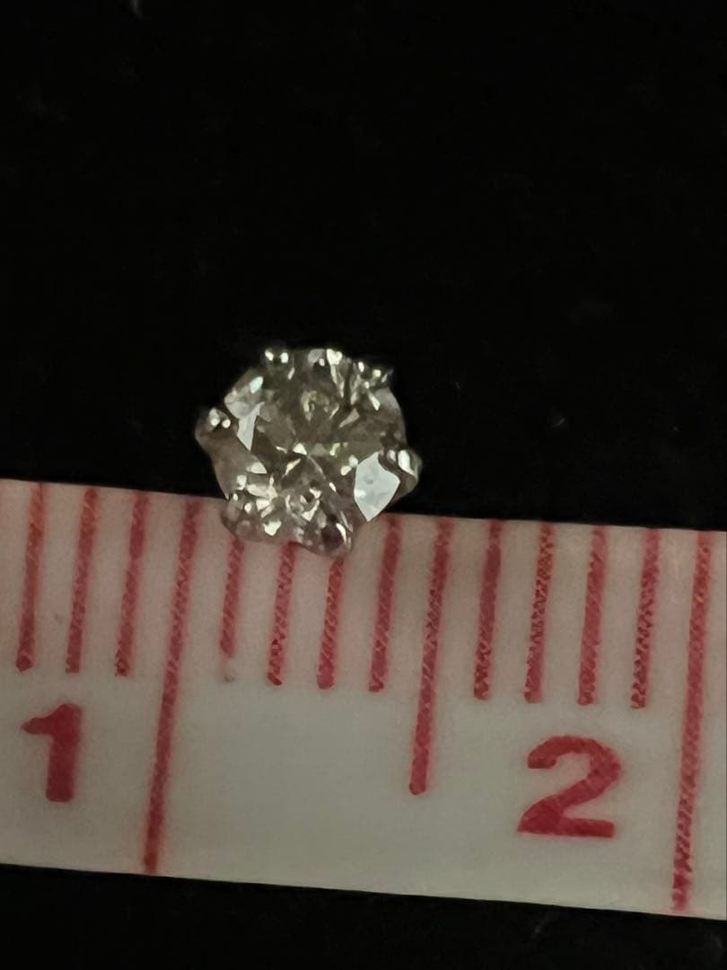 プラチナ900 0.4ct ダイヤモンド　ピアス