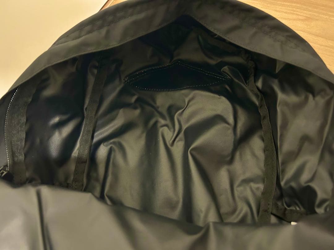 【エルベシャプリエ】 ナイロンデイパックML 978Nブラック