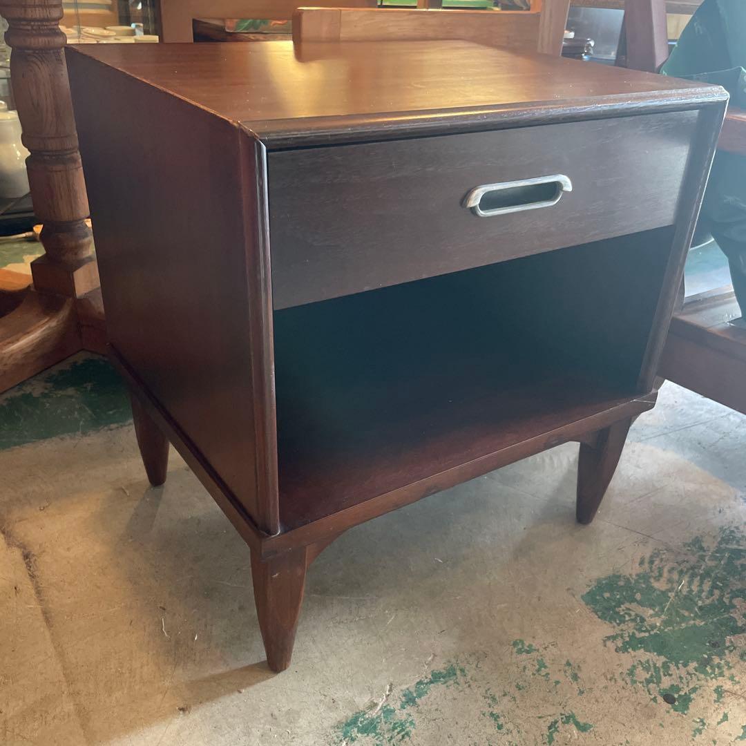 アメリカンヴィンテージ1980 チークナイトテーブル　RISHEL アメリカ家具