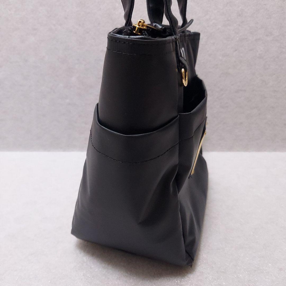 【在庫一掃セール・美品】V12(ヴィトゥエルヴ)　カートバッグ　ラウンドバッグ