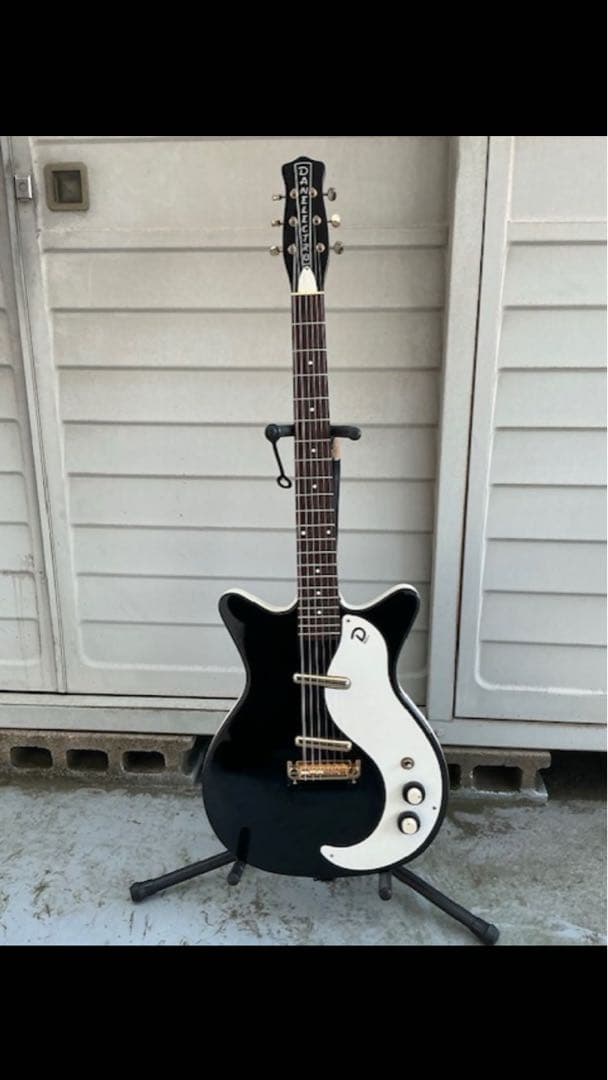 DAN ELECTRO 59M NOS＋　ブラック/ゴールドパーツ