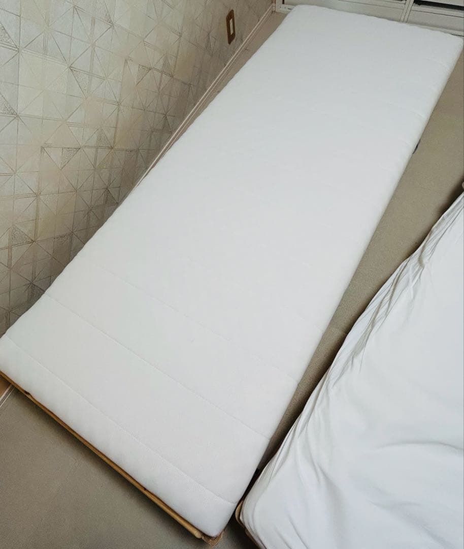 ウトーケル　すのこ　ベッド 80x200 cm×2 マットレス付き