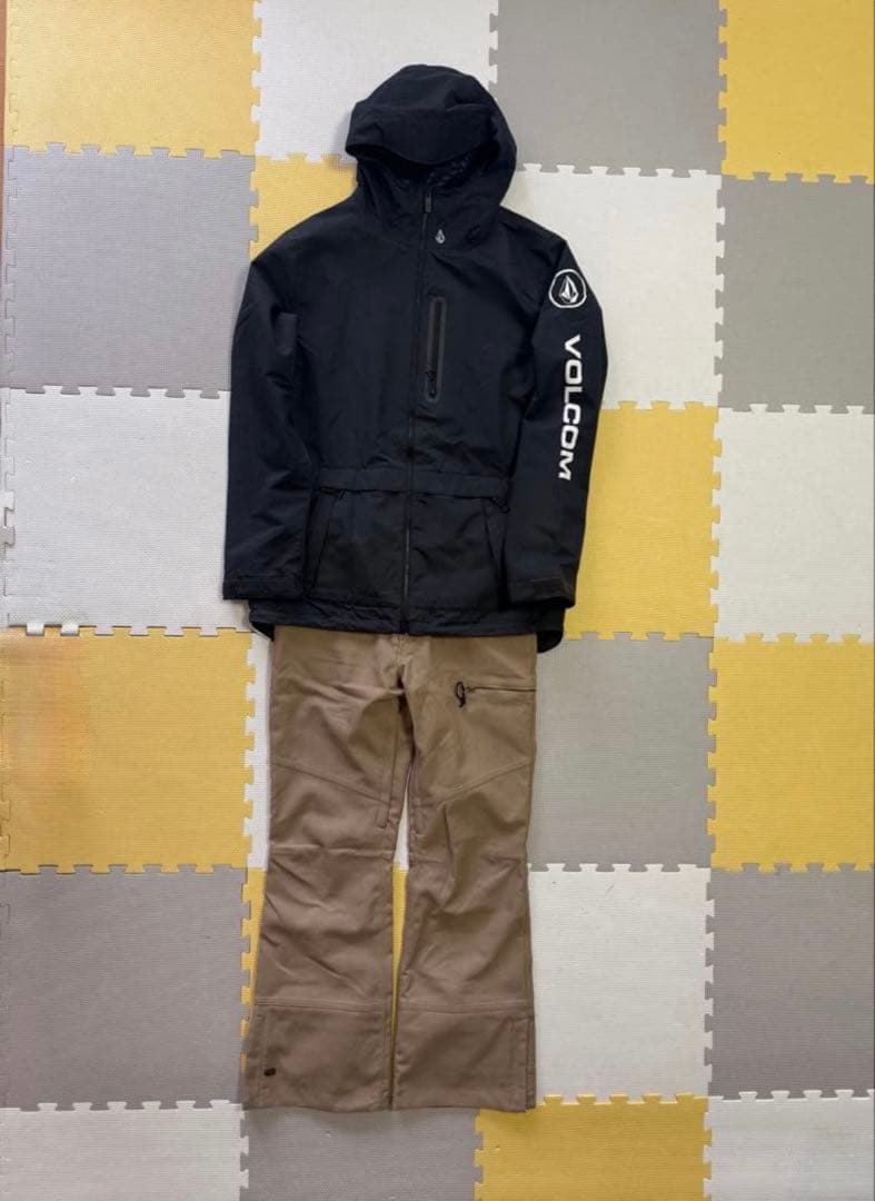 VOLCOM ボルコム上・BONFIREボンファイア下　ジャケット・パンツセット