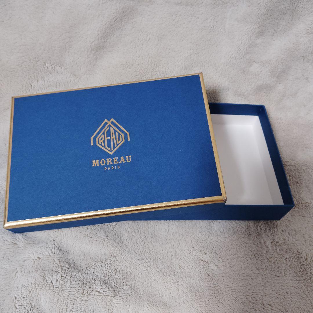 MOREAU PARIS ケース　ストラップ付　バッグチャーム　ラウンド