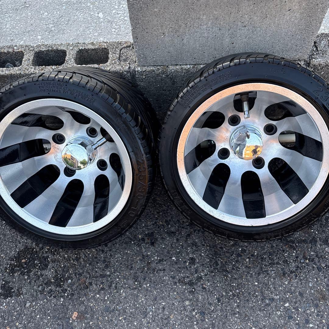 専用です！！ジャイロキャノピー　２３５／３０-１０　タイヤ　直接引取可能　美品