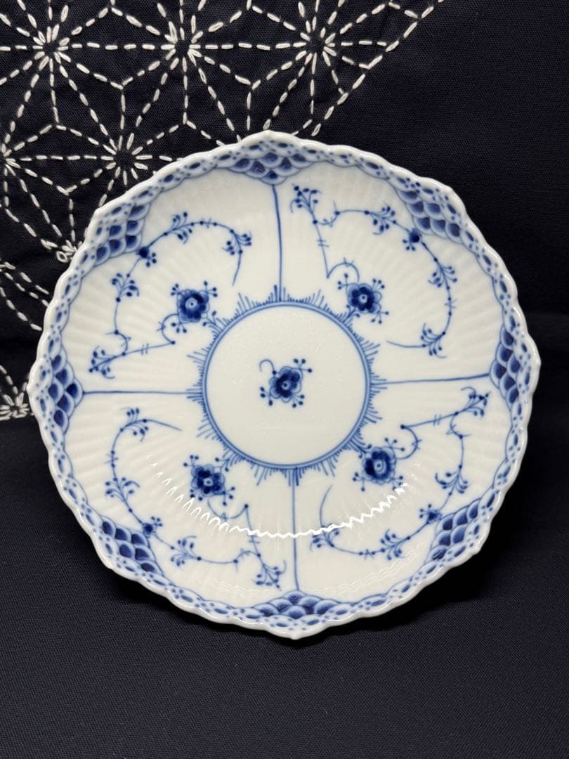 ロイヤルコペンハーゲンブルーフルーテッド ハーフレース 足つき コンポート