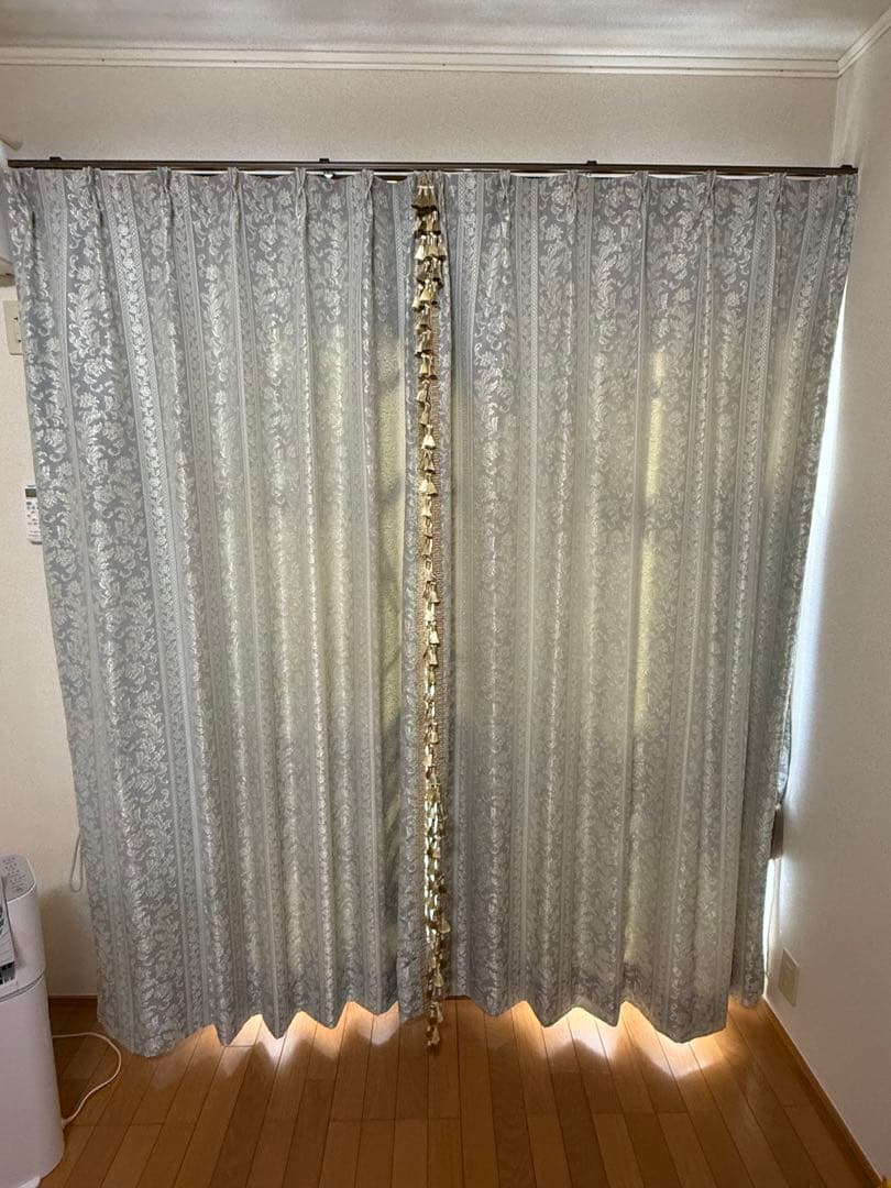 フリンジカーテン・裏地付き・遮光・遮熱・防音、ブレナムフリンジブルーグレーI型