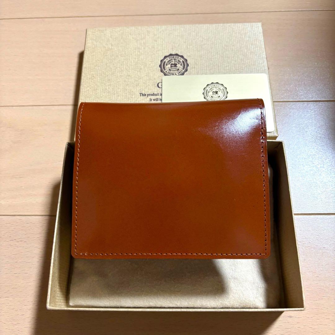 ガンゾ　ganzo THIN BRIDLE (シンブライドル) 大型二つ折り財布