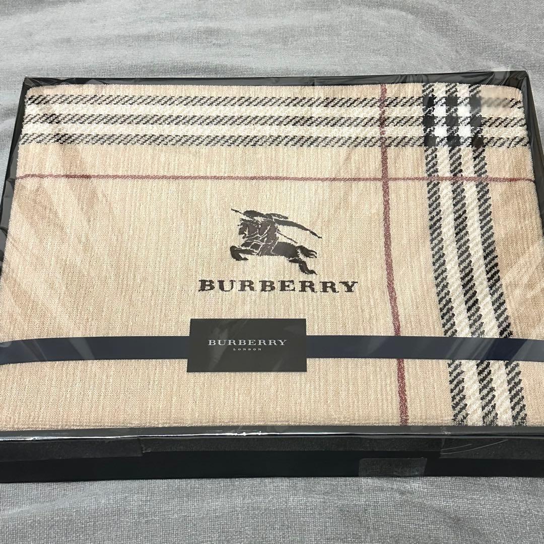 【新品】Burberry バーバリー タオルケット 140cm×190cm