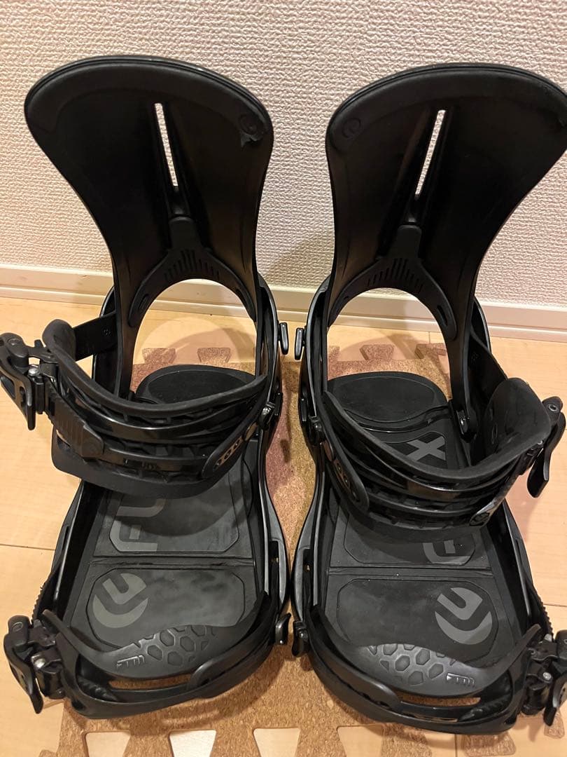 スノーボード FLUX BINDING XF