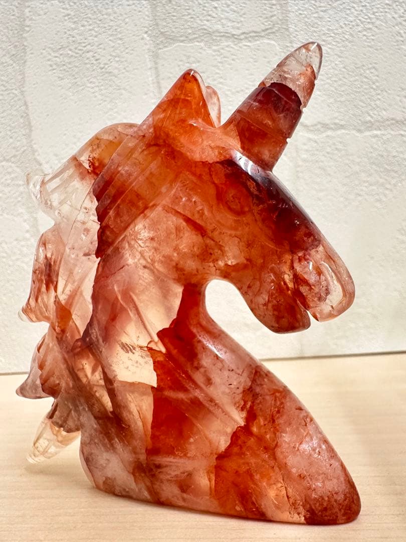 希少　高品質　ファイヤークォーツ　ユニコーン　中サイズ