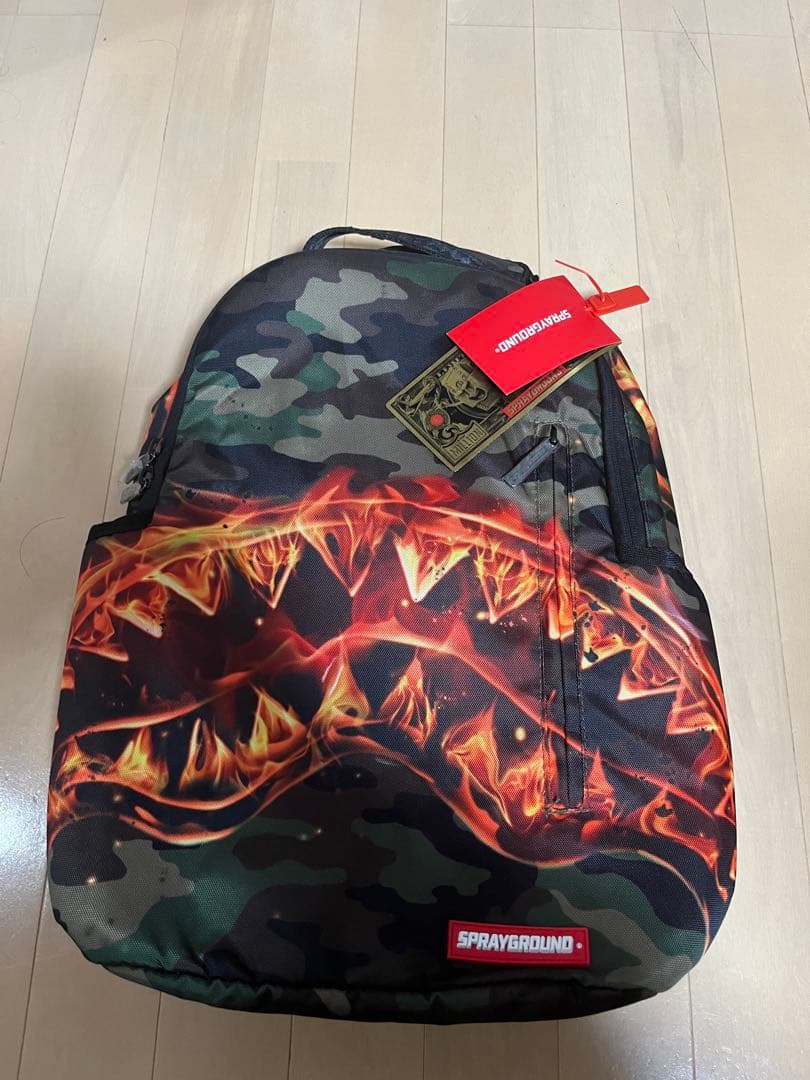 希少！品薄！Sprayground 迷彩柄リュック 新品タグ付き