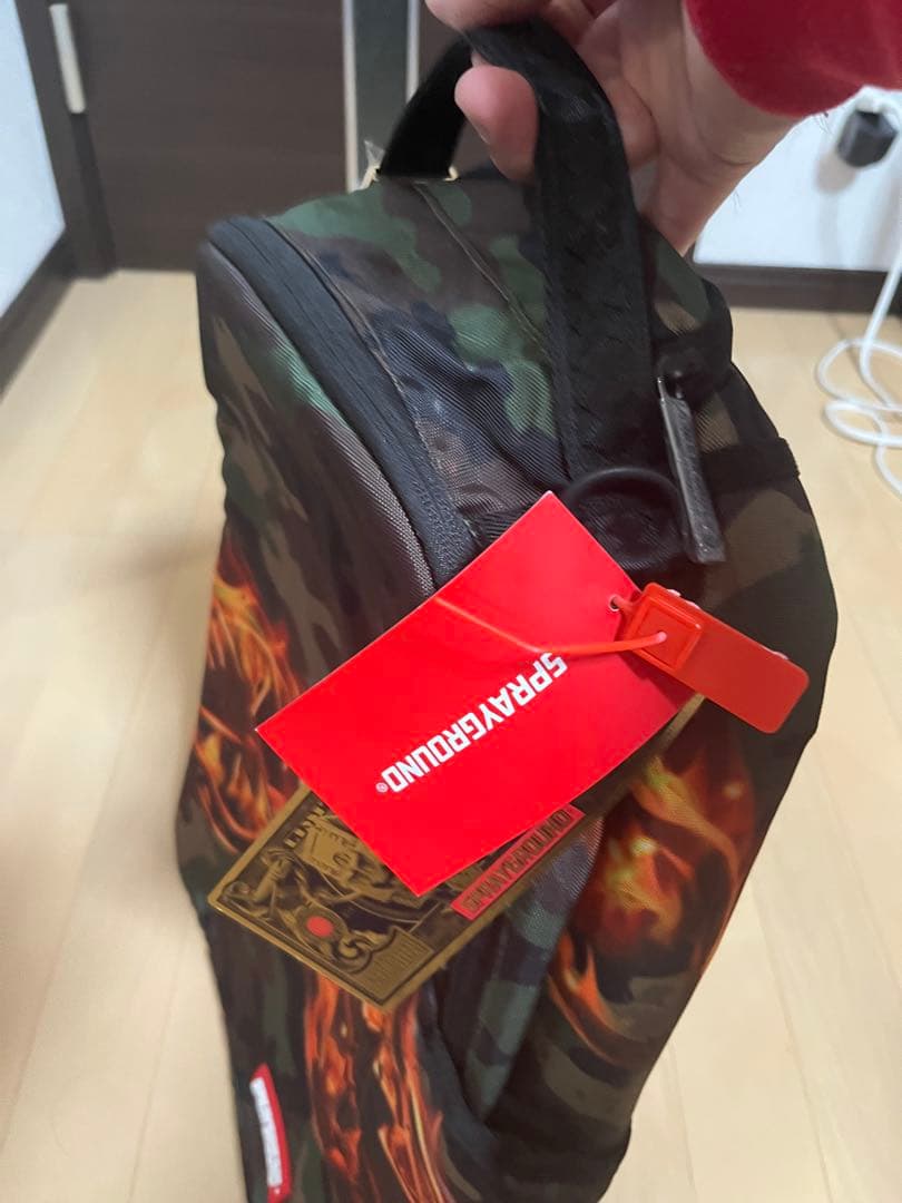 希少！品薄！Sprayground 迷彩柄リュック 新品タグ付き