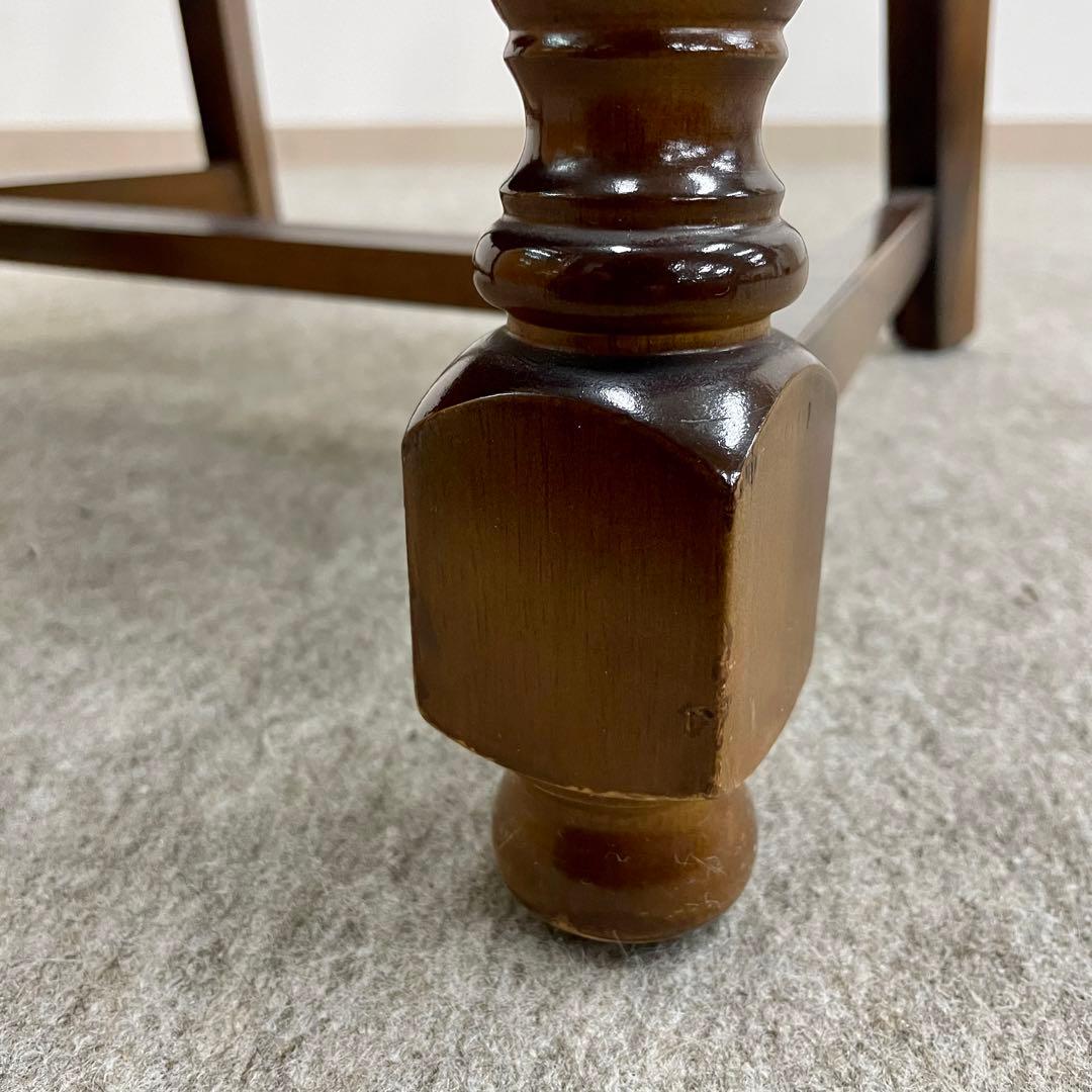 【カリモク】\"コロニアル\"CC3400 肘付食堂椅子