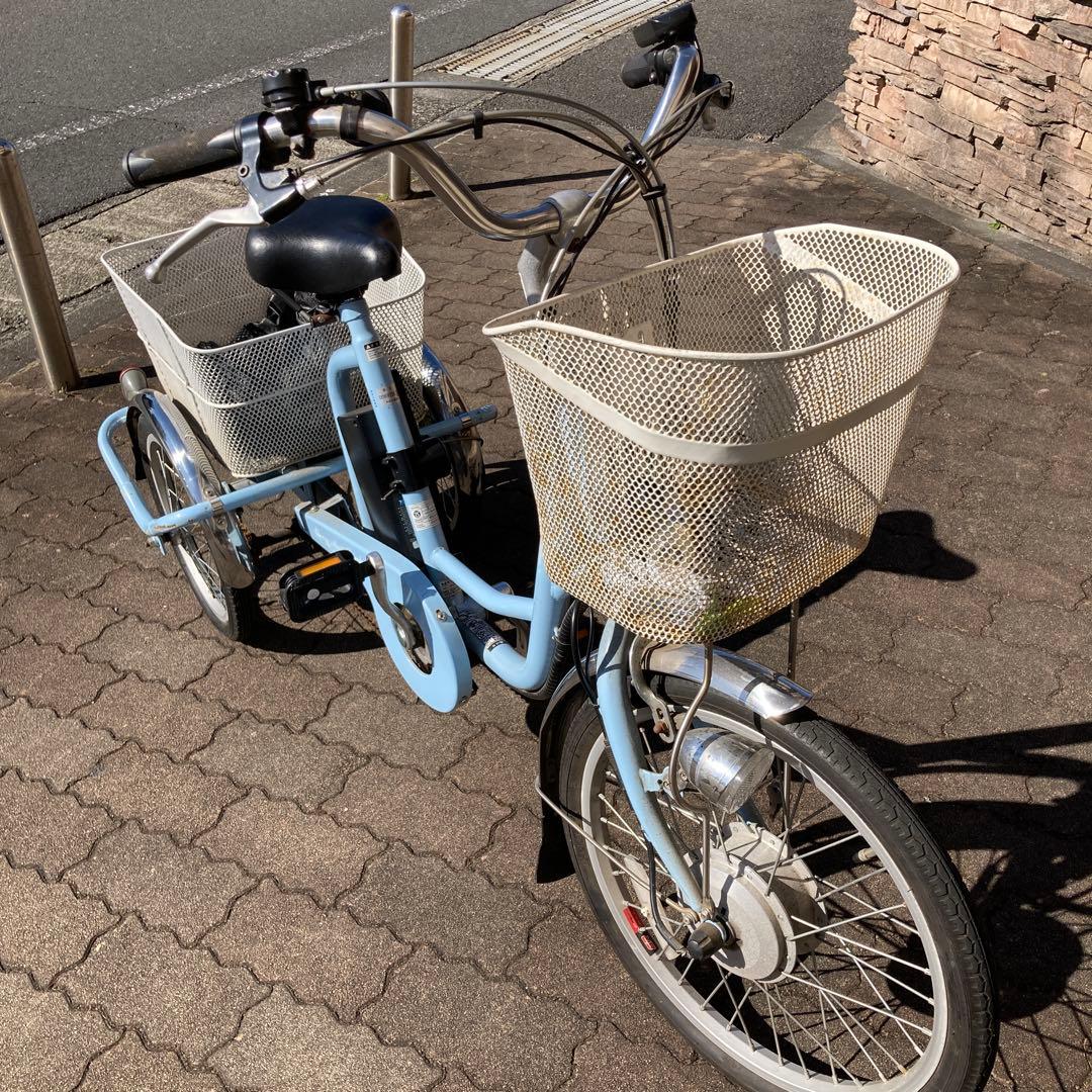 水色 三輪電動アシスト自転車
