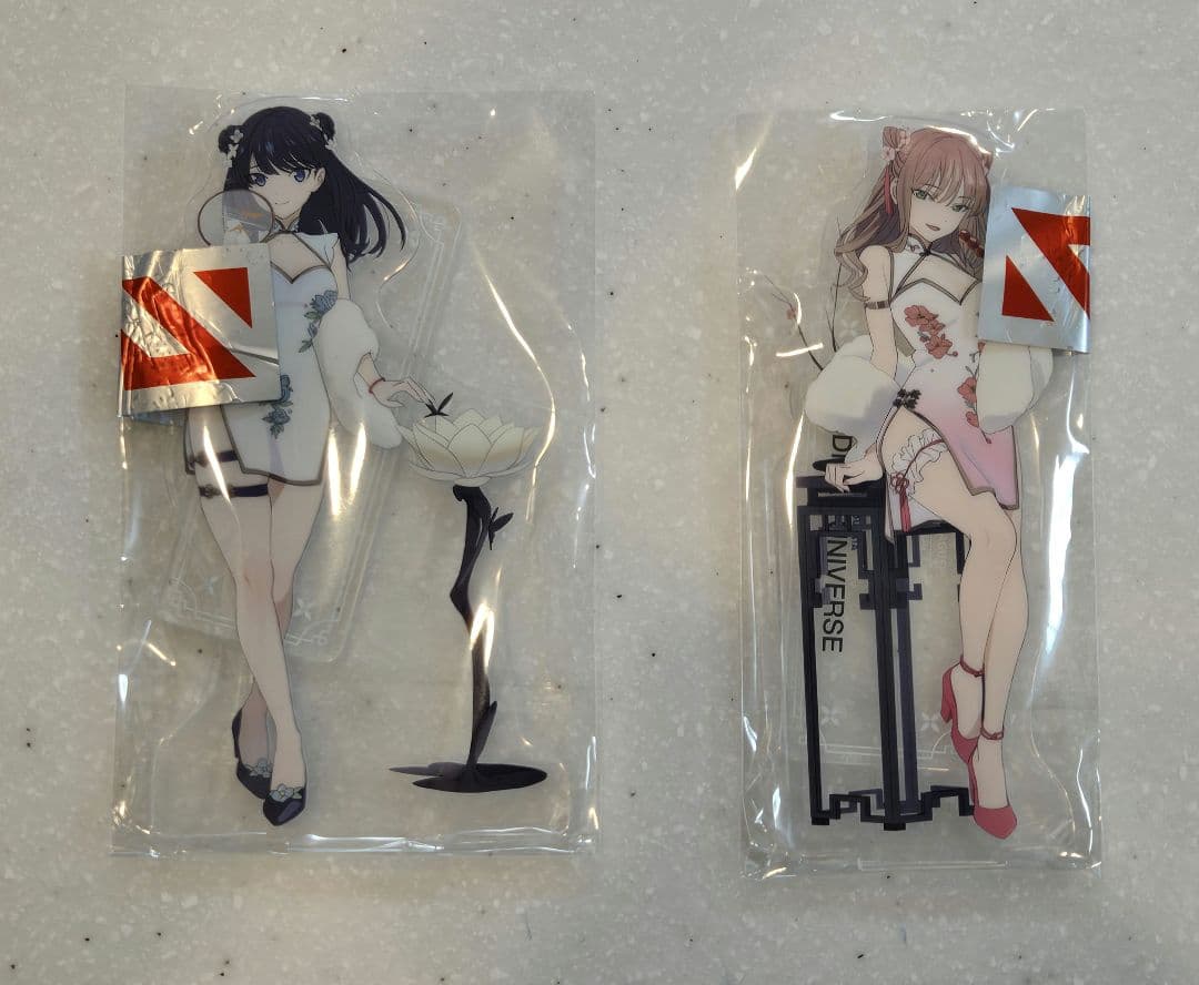 グリッドマン　宝多六花＆南夢芽　チャイナドレス　フィギュア特典　アクリルスタンド