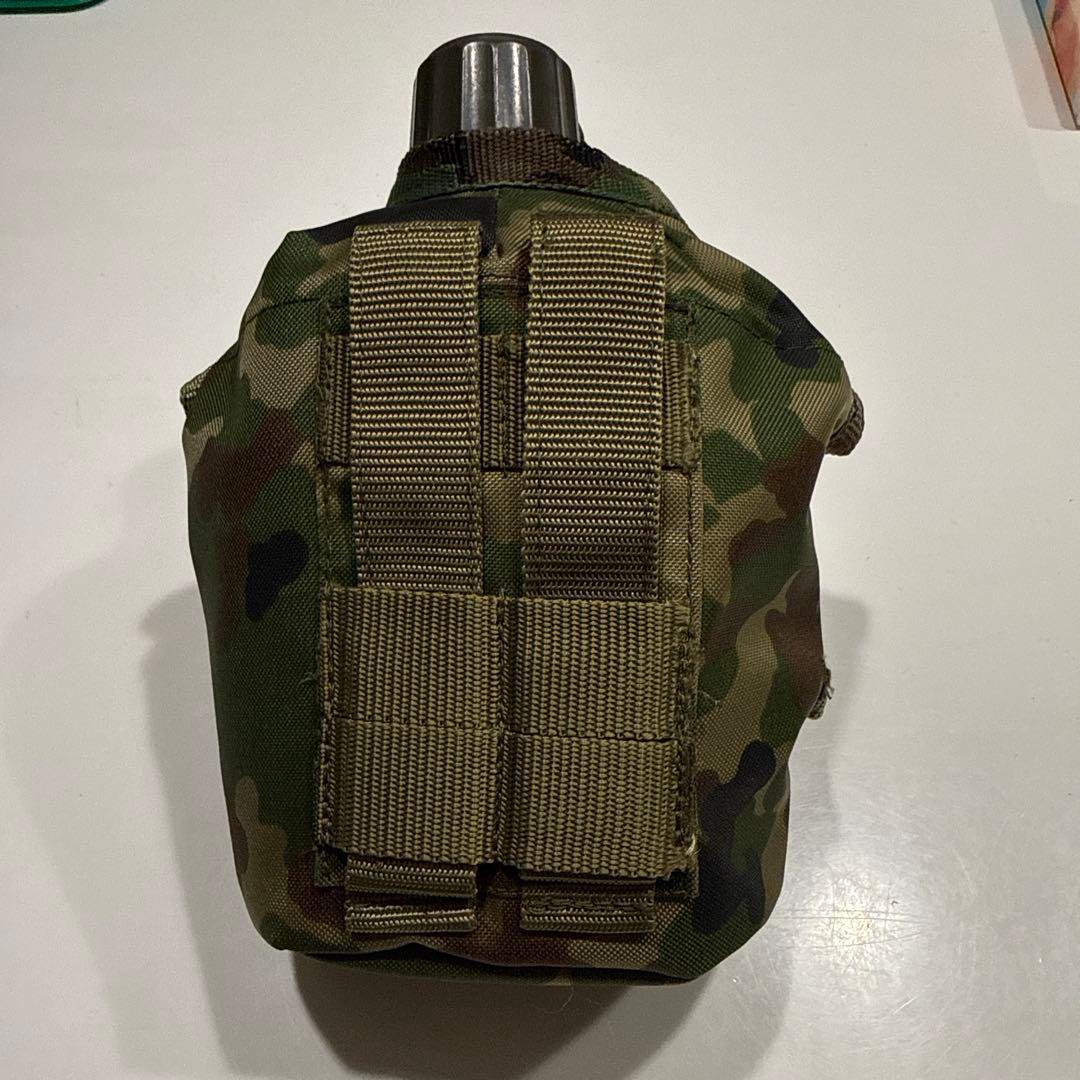 水筒覆い　自衛隊