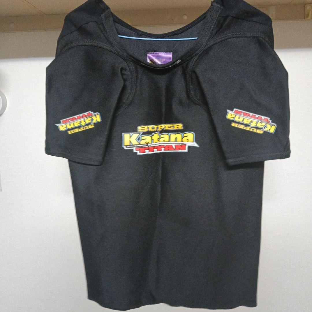 Super Katana Titan トレーニングシャツ 40