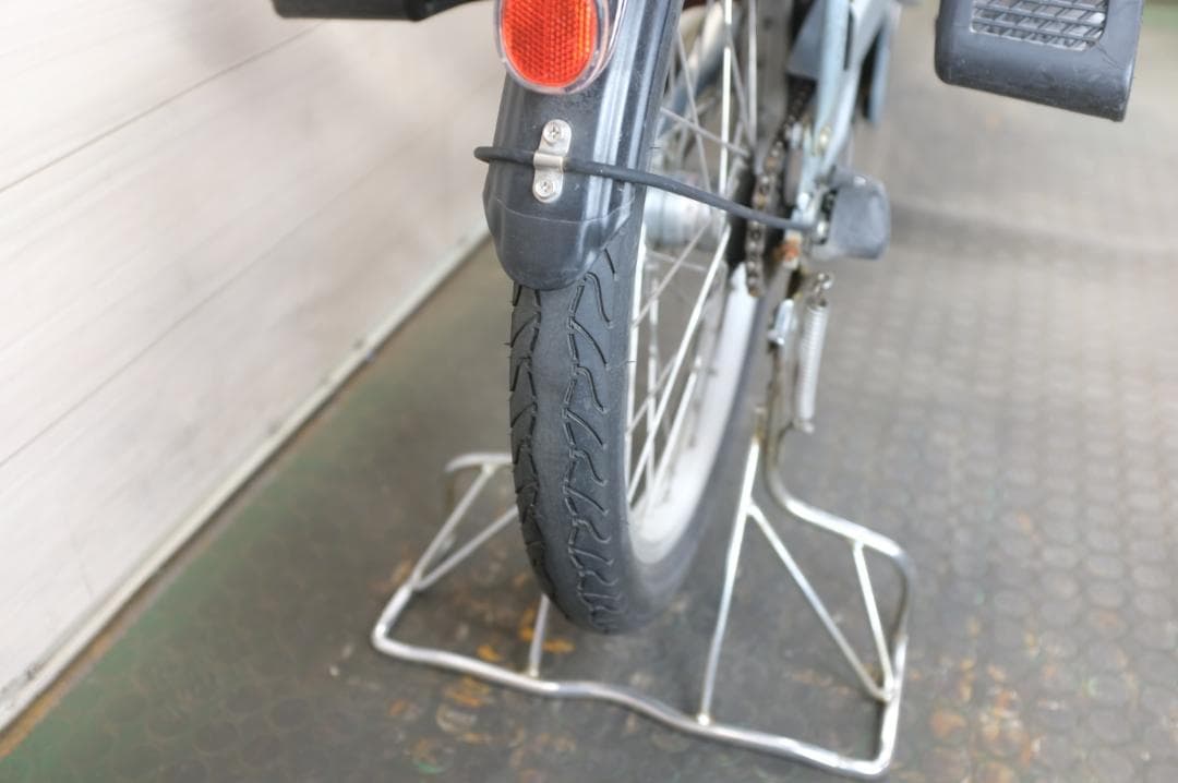 新基準　パナ　ギュット20インチ 3段変速 8Ah(5点灯)　充電器有