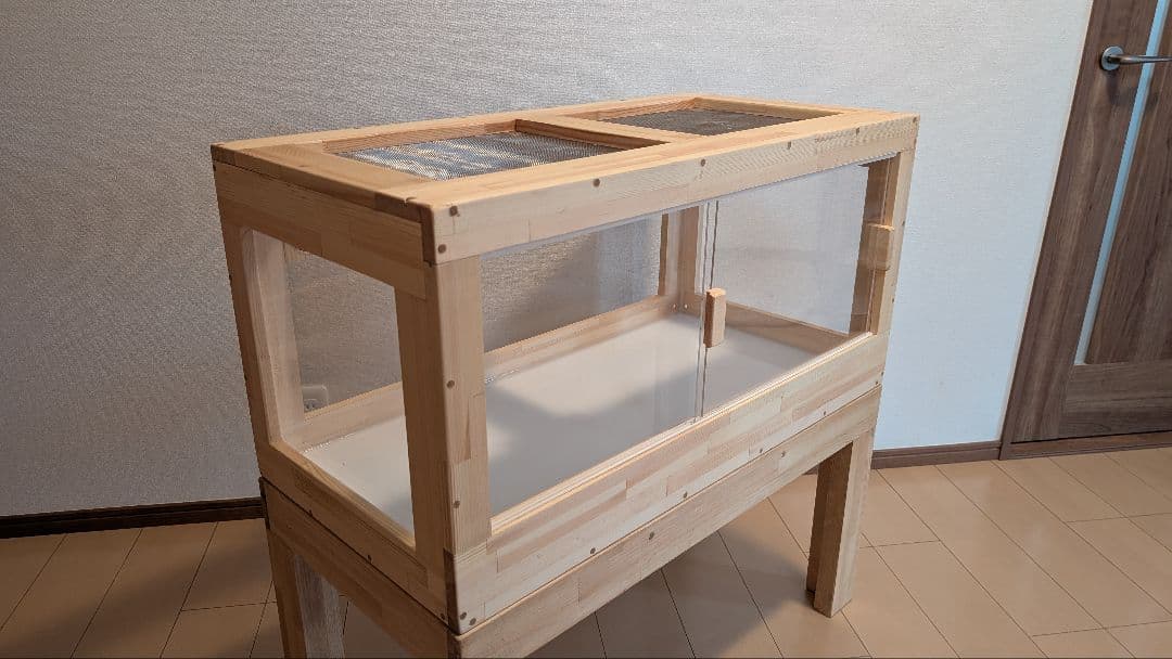 赤松集成材18ミリ幅90縦45奥行45全面アクリル板仕様 蜜蝋オイル仕上げ！