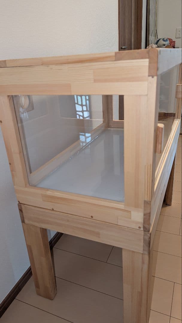 赤松集成材18ミリ幅90縦45奥行45全面アクリル板仕様 蜜蝋オイル仕上げ！