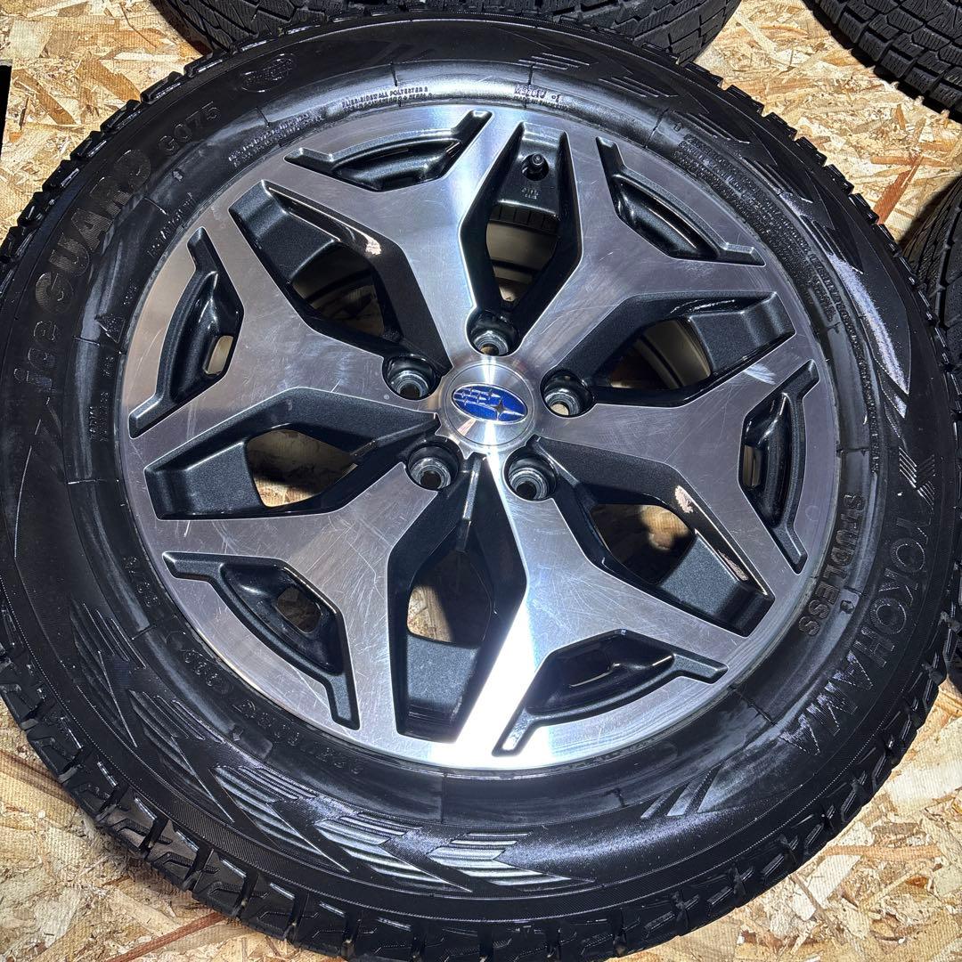 スバル　フォレスター　純正　１７インチ　高年式　低走行　②