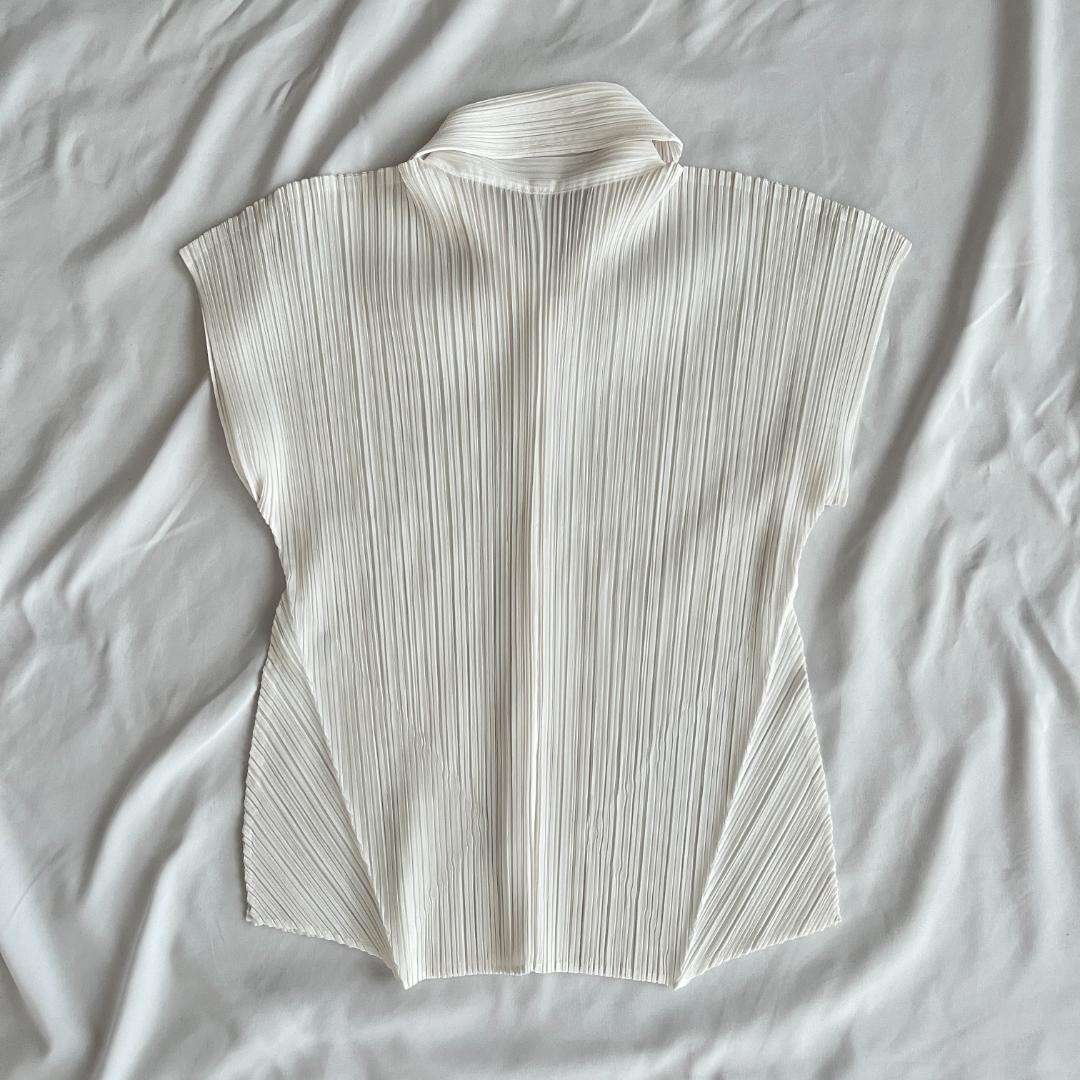 極美品 プリーツプリーズ イッセイミヤケ ブラウス お洒落 ホワイト 3