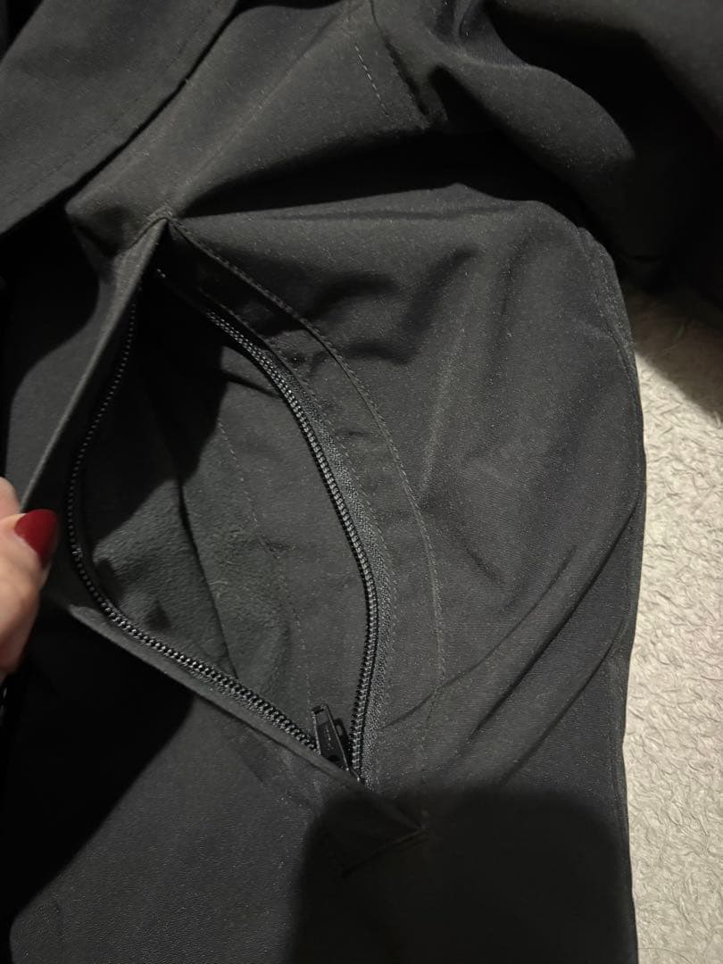 カナダグース ラブラドールボンバー ショートダウン ブラック ファー付き 美品