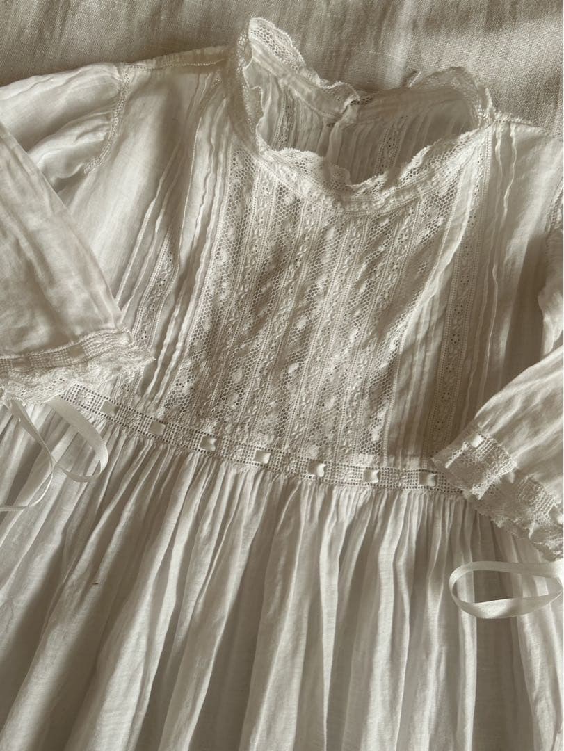 ✲*フランス・フレンチアンティーク　ベビードレス・ドールドレス　チャーチ　レース