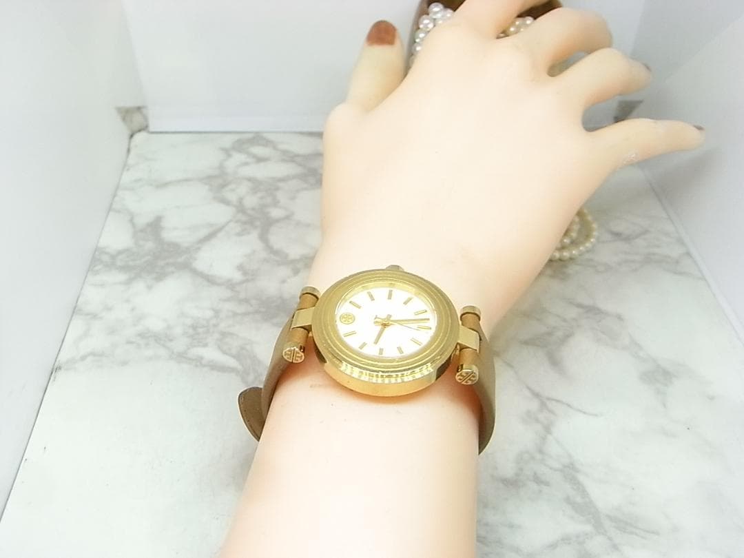 トリバーチ　TORY　BURCH　ゴールドカラー　レディース　ウォッチ