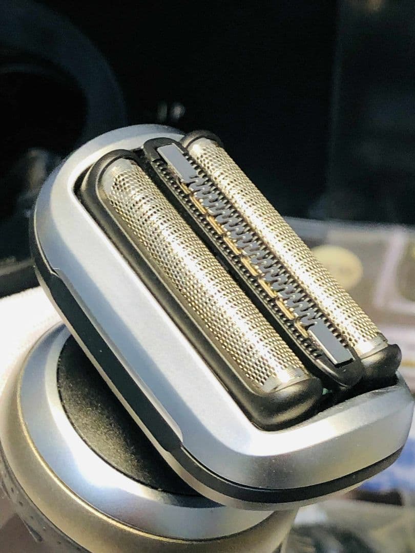 【小麦粉@】ブラウン シリーズ7 72-C7650cc電気シェーバー